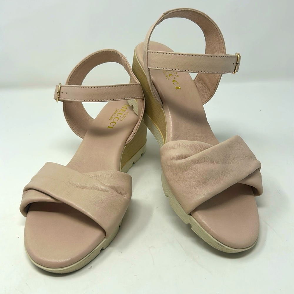 Sesto Meucci Wedged Heel Sandals Size 8.5N Excellent Condition